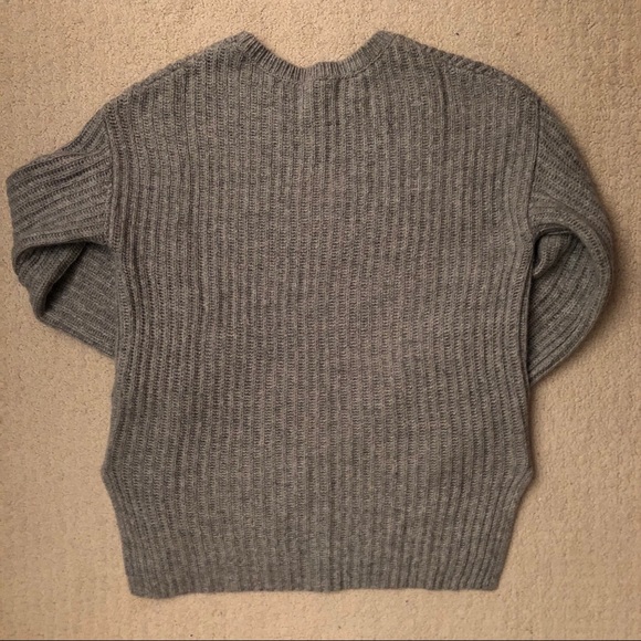 Chunky ribbed knit Gap sweater EUC - Picture 2 of 4